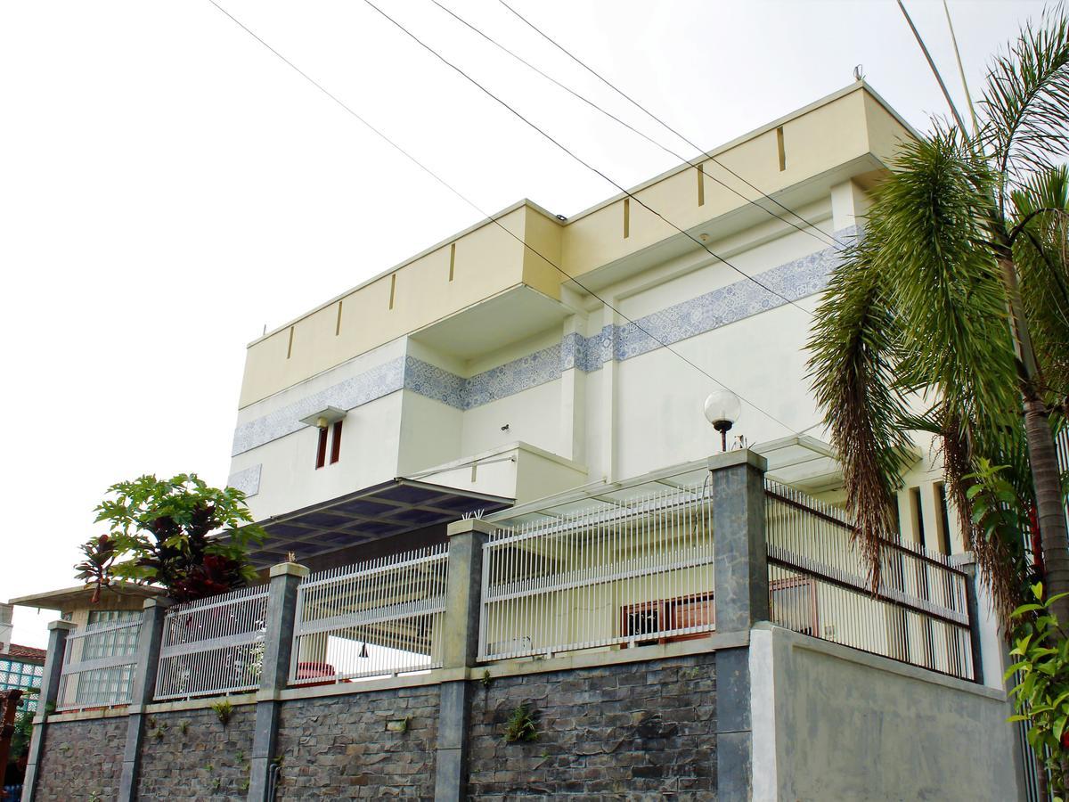 Zen Rooms Cassa Dua Pasteur บันดุง ภายนอก รูปภาพ