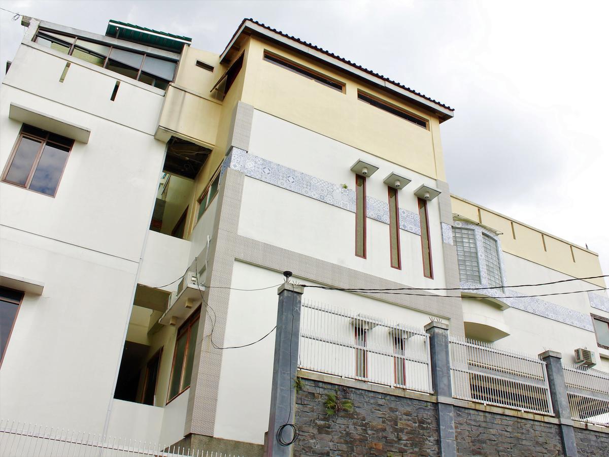 Zen Rooms Cassa Dua Pasteur บันดุง ภายนอก รูปภาพ