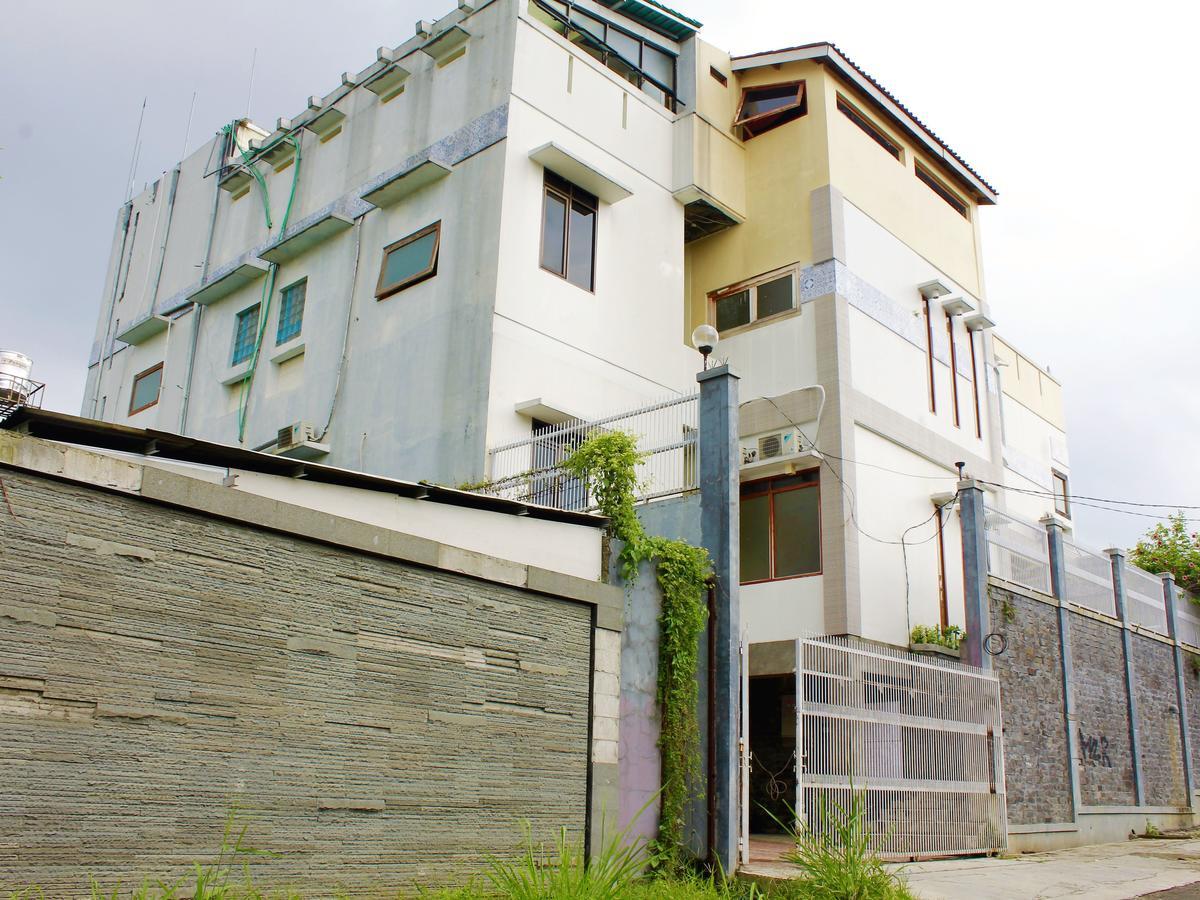 Zen Rooms Cassa Dua Pasteur บันดุง ภายนอก รูปภาพ